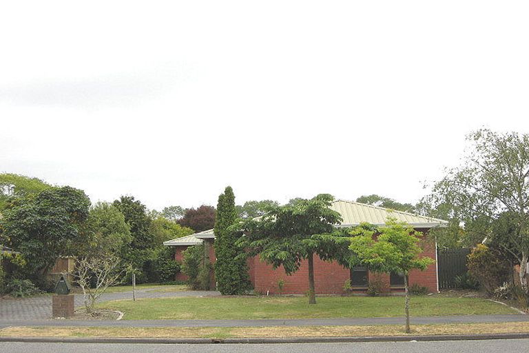 Photo of property in 5 Broadhaven Avenue, Parklands, Christchurch, 8083
