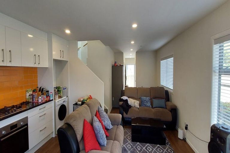 Photo of property in 2/27 Campbell Street, Karori, Wellington, 6012