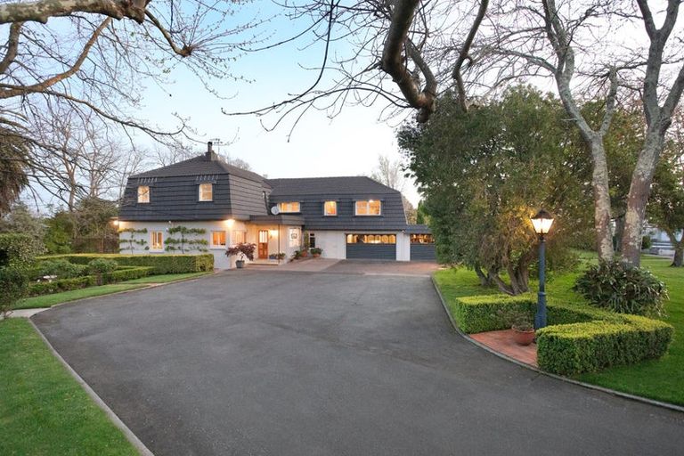 Photo of property in 2 Sandon Road, Feilding, 4702