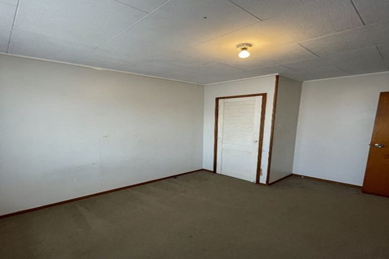 Photo of property in 86 Alabaster Drive, Papatoetoe, Auckland, 2025