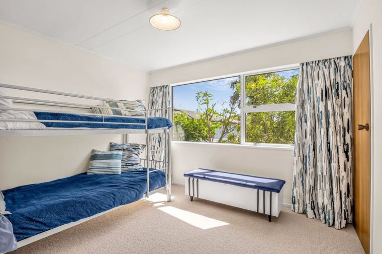 Photo of property in 8 Capri Place, Awapuni, Palmerston North, 4412