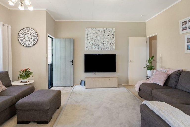 Photo of property in 3 Santa Maria Drive, Whitianga, 3510