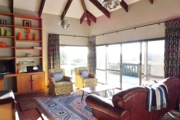 Photo of property in 14 Ngatarua Road, Putiki, Whanganui, 4500