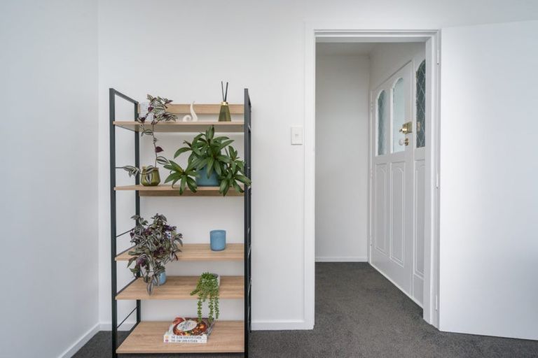 Photo of property in 6 Coventry Street, Highbury, Palmerston North, 4412