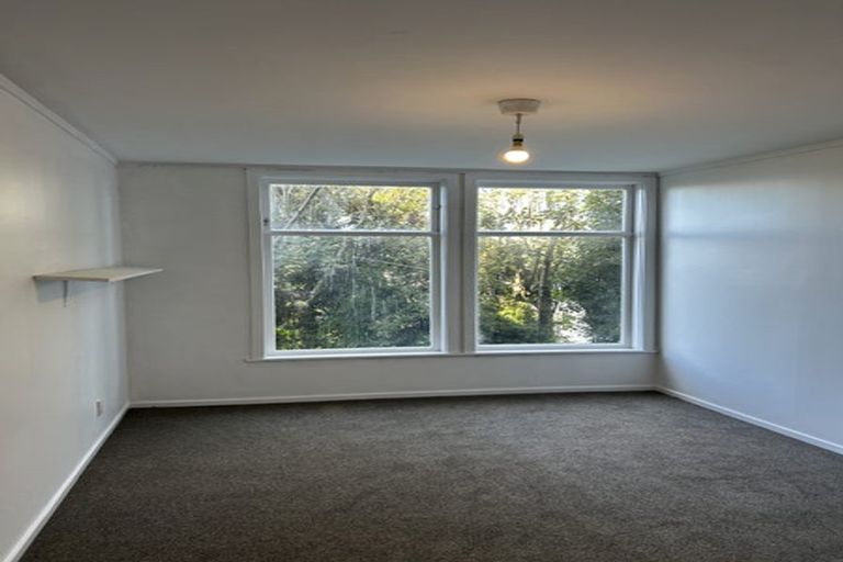 Photo of property in 70 Fairlie Terrace, Kelburn, Wellington, 6021