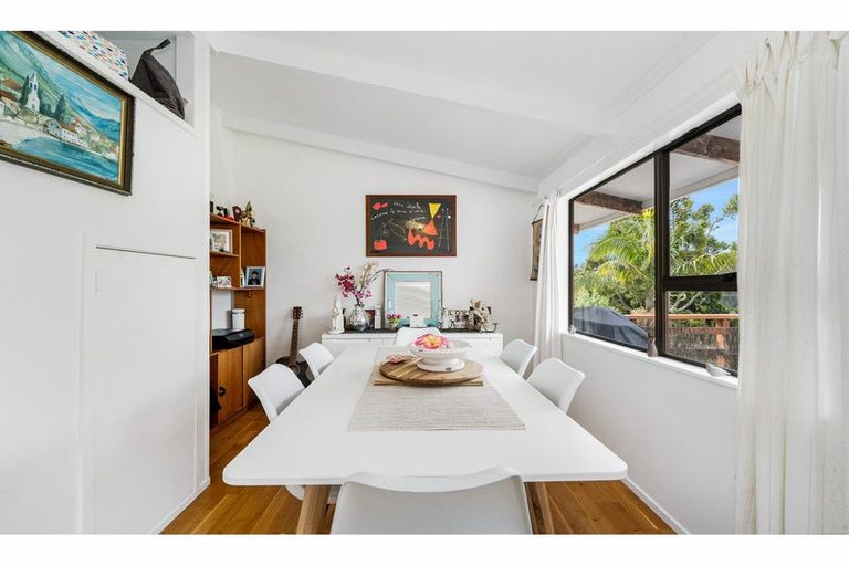 Photo of property in 673 Huia Road, Parau, Auckland, 0604