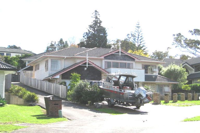 Photo of property in 28 Westview Court, Somerville, Auckland, 2014