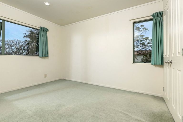 Photo of property in 16 Vitex Lane, Henderson, Auckland, 0612