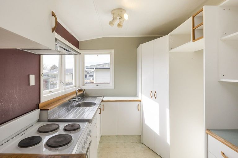 Photo of property in 88 Apollo Parade, Milson, Palmerston North, 4414