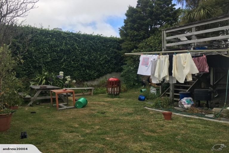 Photo of property in 29 Myrtle Crescent, Mount Cook, Wellington, 6021