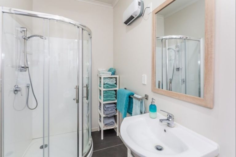 Photo of property in 45 Koputara Road, Himatangi Beach, Foxton, 4891