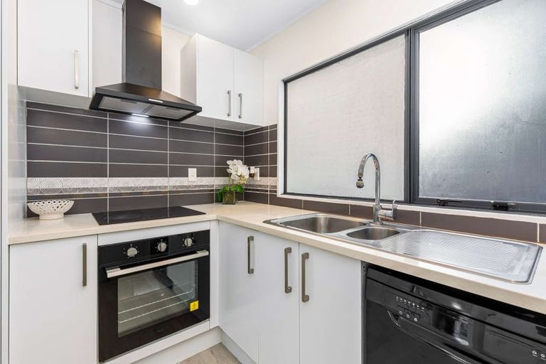 Photo of property in 61c Tiverton Road, Avondale, Auckland, 0600