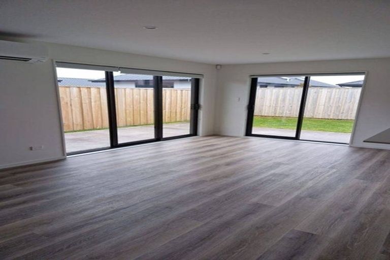 Photo of property in 14 Lenborough Drive, Rolleston, 7614