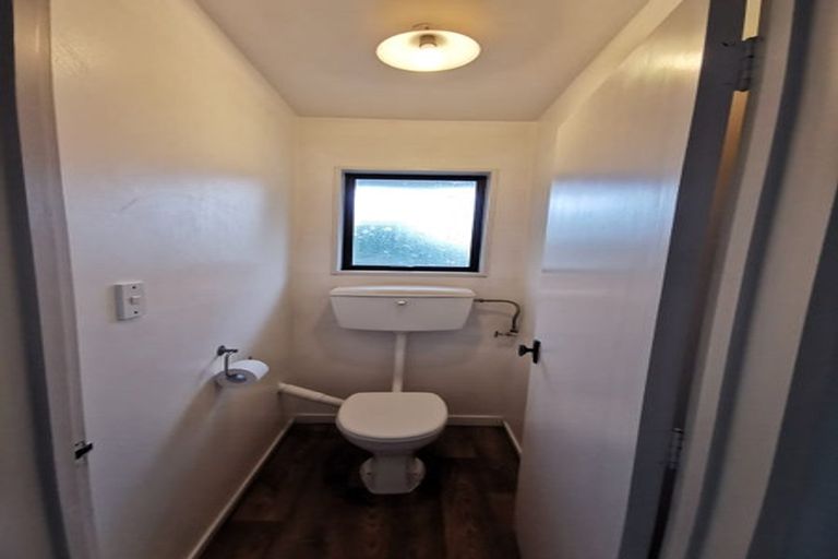 Photo of property in 2/479 Wairakei Road, Burnside, Christchurch, 8053