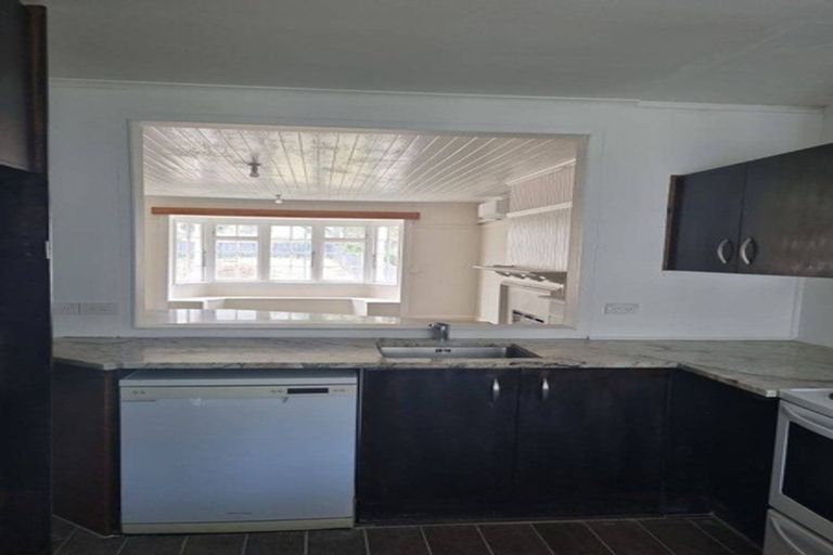 Photo of property in 7a Karaka Street, Castlecliff, Whanganui, 4501