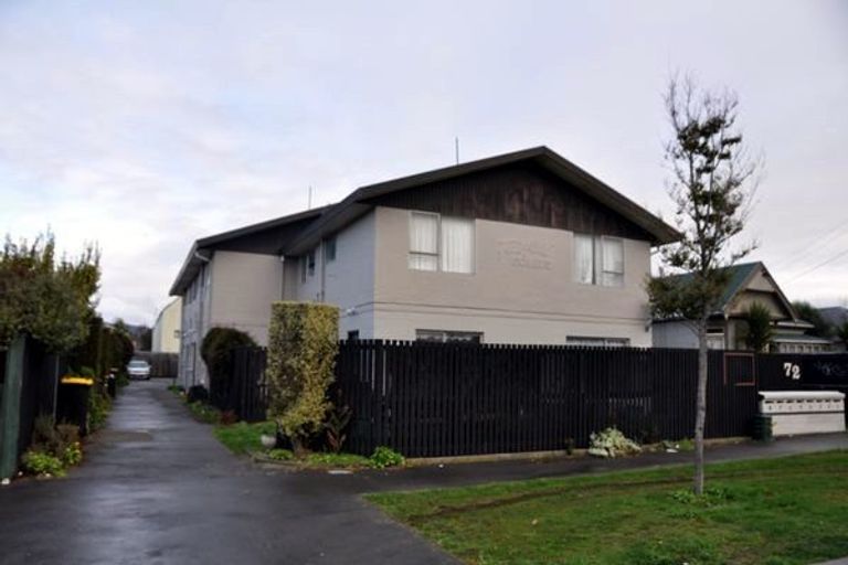 Photo of property in 2/72 Fairfield Avenue, Addington, Christchurch, 8024