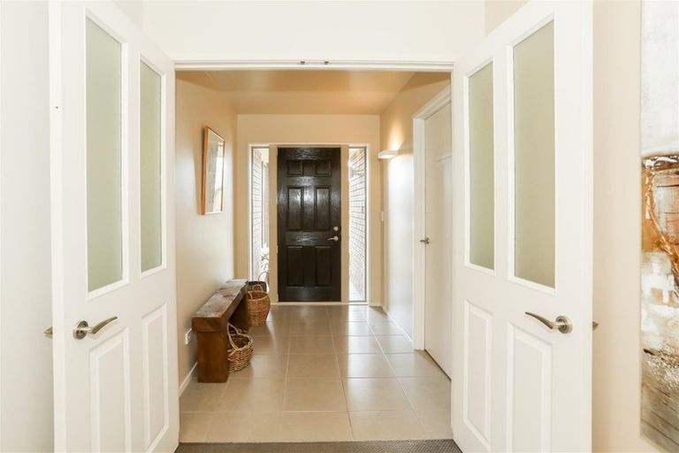 Photo of property in 25 Heathridge Place, Lincoln, 7608