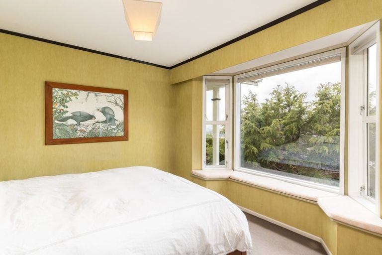 Photo of property in 18 Chisbury Lane, Churton Park, Wellington, 6037