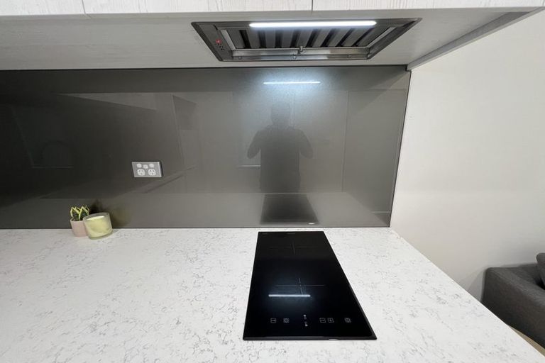 Photo of property in 8 Arataki Way, Glen Eden, Auckland, 0602