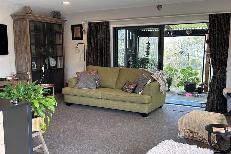 Photo of property in 9a Holden Avenue, Holdens Bay, Rotorua, 3010
