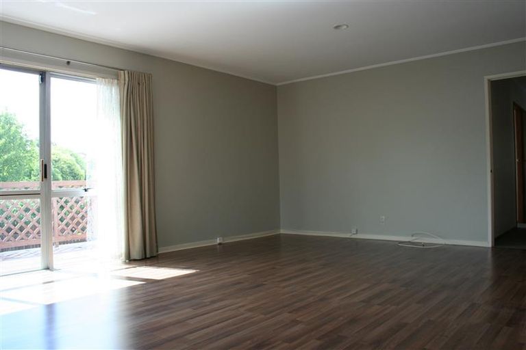 Photo of property in 18 Clyma Place, Massey, Auckland, 0614