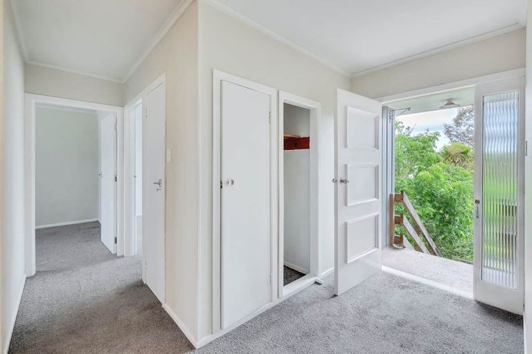 Photo of property in 13a Ribblesdale Road, Henderson, Auckland, 0612