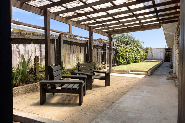 Photo of property in 19 Gobray Crescent, Mount Maunganui, 3116