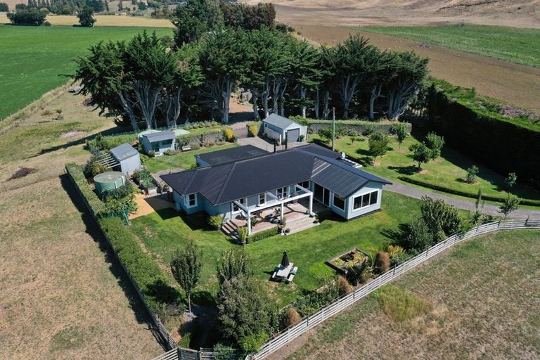 Photo of property in 247 Mutiny Road, Poukawa, Hastings, 4172