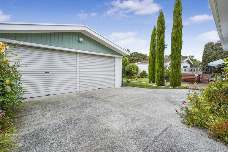 Photo of property in 33 De Vere Crescent, Chartwell, Hamilton, 3210