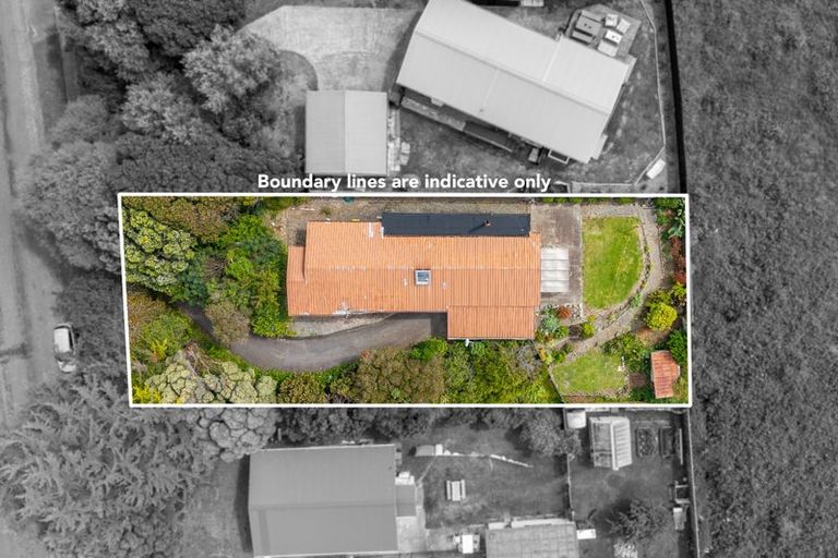 Photo of property in 63 Queens Road, Waikanae Beach, Waikanae, 5036