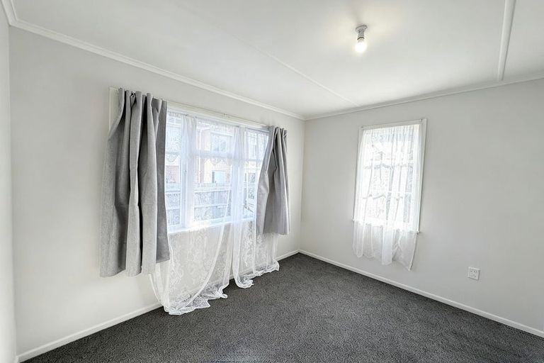Photo of property in 60 Mckean Avenue, Manurewa, Auckland, 2102