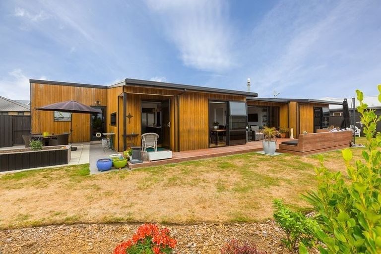 Photo of property in 2 Roy Johns Way, Bell Block, New Plymouth, 4312