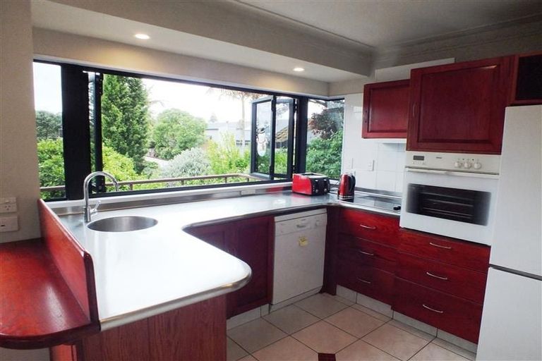 Photo of property in 3/6 Manuka Street, Orewa, 0931