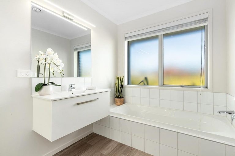 Photo of property in 26 Marston Road, Lower Shotover, Queenstown, 9304