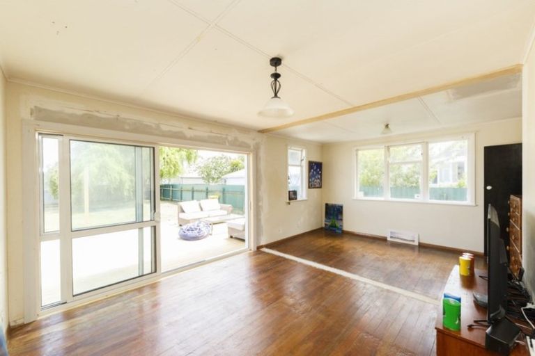 Photo of property in 22 Edinburgh Street, Feilding, 4702
