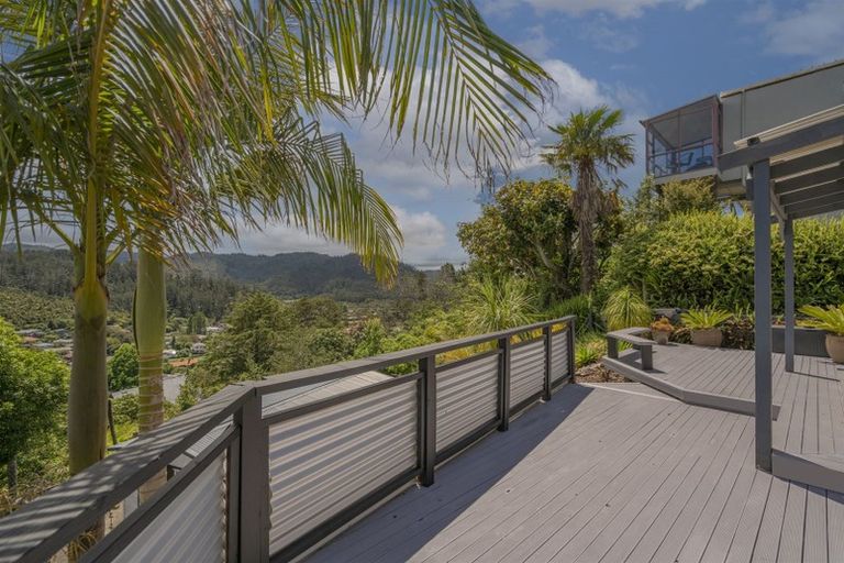 Photo of property in 2 Ridge Road, Tairua, 3508