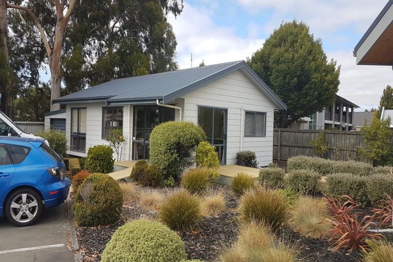 Photo of property in 431 Main South Road, Hornby, Christchurch, 8042