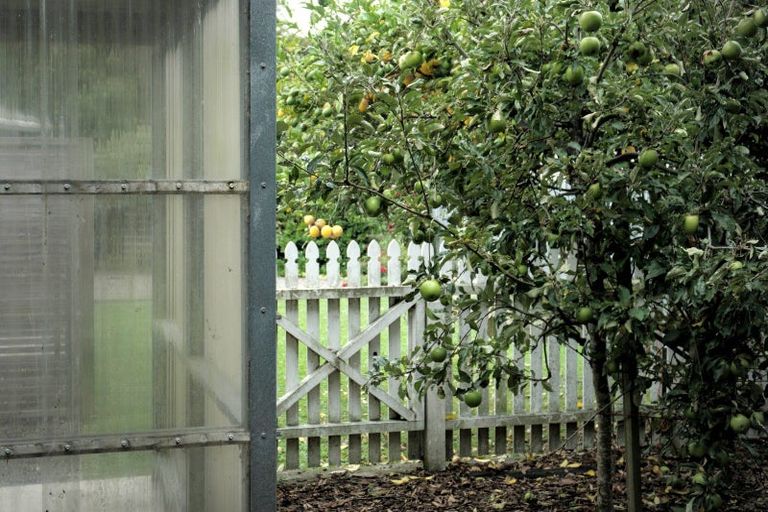 Photo of property in 27 Meadowbrook Drive, Cloverlea, Palmerston North, 4412