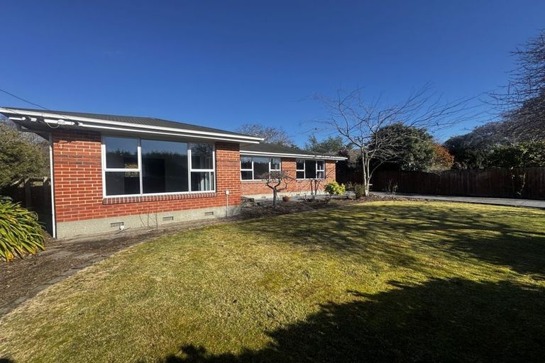Photo of property in 493 Avonhead Road, Avonhead, Christchurch, 8042