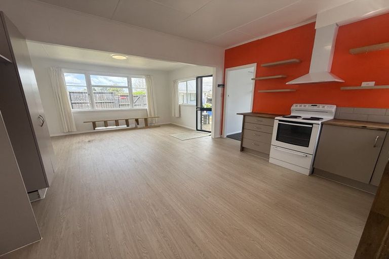 Photo of property in 1/32 Waterview Road East, Papakura, 2112
