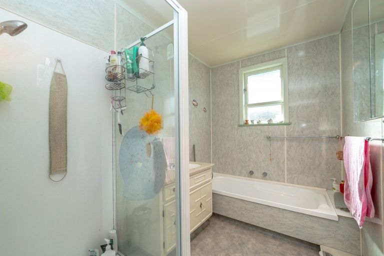 Photo of property in 5 Dublin Street, Martinborough, 5711