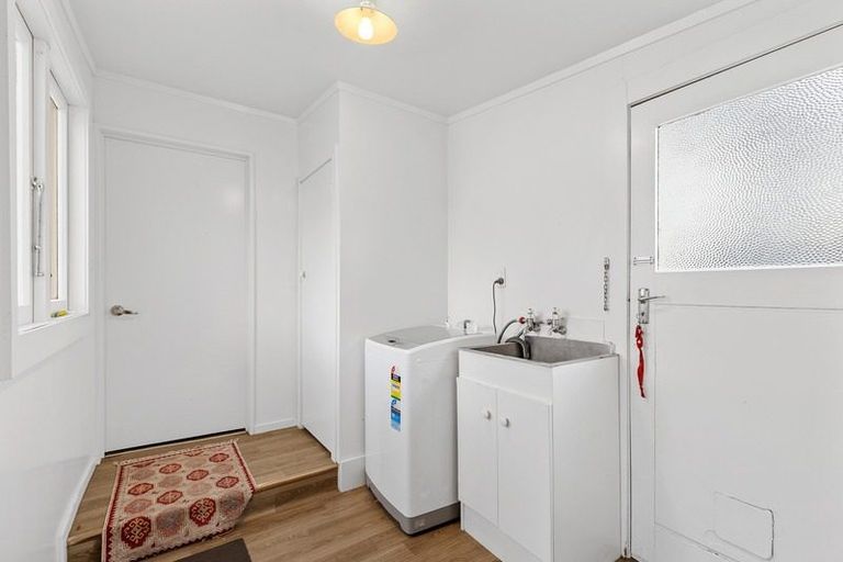 Photo of property in 17 Bourke Street, Palmerston North, 4410