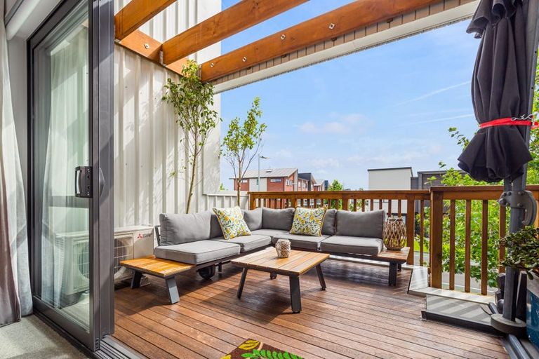 Photo of property in 4 Torea Tai Road, Hobsonville, Auckland, 0616