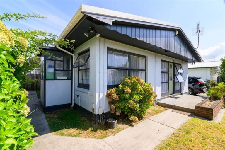 Photo of property in 1/20 Carnot Street, Glenholme, Rotorua, 3010