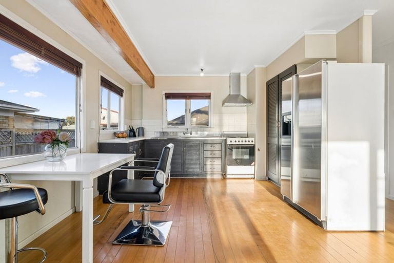 Photo of property in 8 Landscape Road, Pukekohe, 2120