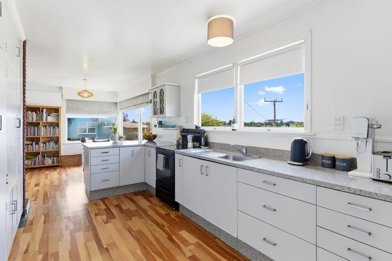 Photo of property in 3 Mccracken Avenue, Hillcrest, Hamilton, 3216