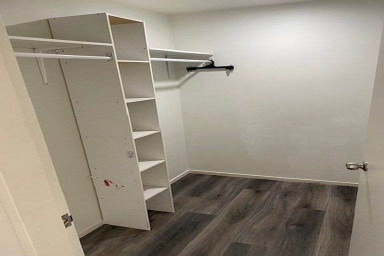 Photo of property in 43 Tongariro Drive, Aotea, Porirua, 5024