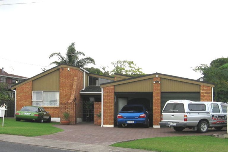 Photo of property in 220 Royal Road, Massey, Auckland, 0614