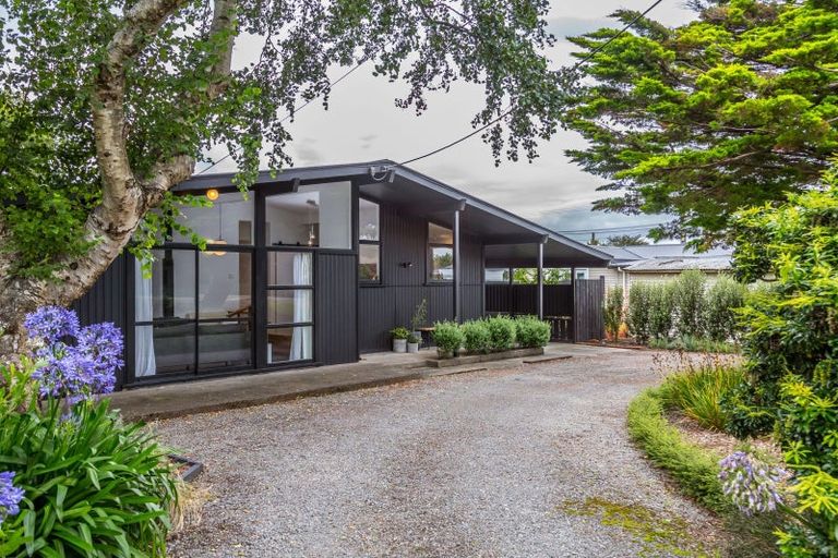 Photo of property in 53 Brandon Street, Featherston, 5710