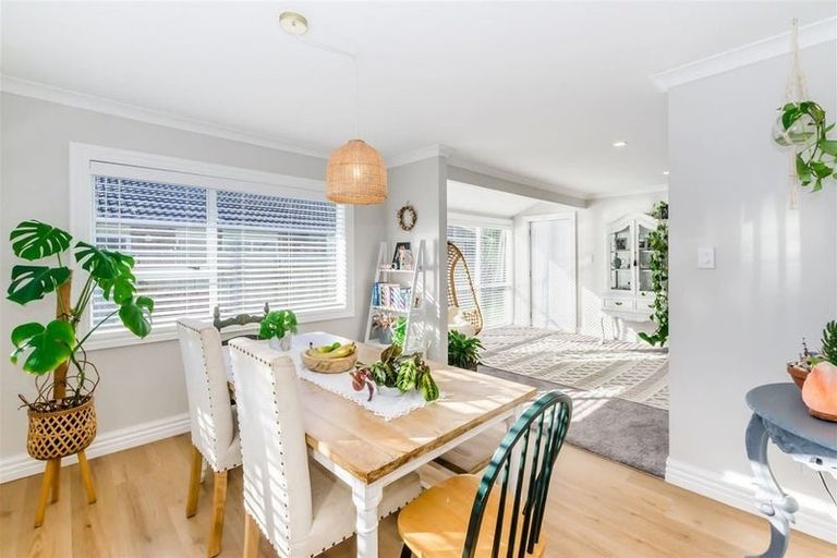 Photo of property in 39 The Drive, Paraparaumu Beach, Paraparaumu, 5032